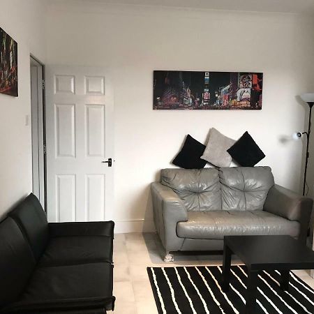 Beautiful Home, 3 Bedroom House Near Alton Towers, Wedgwood Museum, Universities Newcastle-under-Lyme Dış mekan fotoğraf