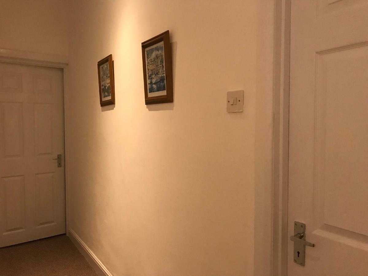 Beautiful Home, 3 Bedroom House Near Alton Towers, Wedgwood Museum, Universities Newcastle-under-Lyme Dış mekan fotoğraf